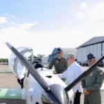 La Fuerza Aérea presenta el primer avión ensamblado en el país