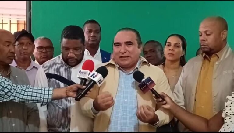 Víctor Pavón denuncia incapacidad de la gestión de Betty Gerónimo para combatir la crisis sanitaria en Santo Domingo Norte