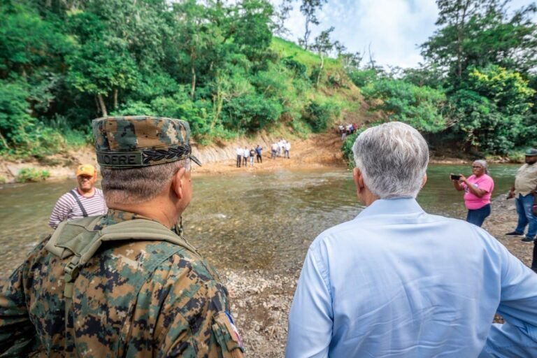 Tras décadas de espera, inicia el puente de Guayajayuco como parte de la estrategia Frontera fuerteLa obra pondrá fin al aislamiento histórico de comunidades entre Elías Piña y Dajabón