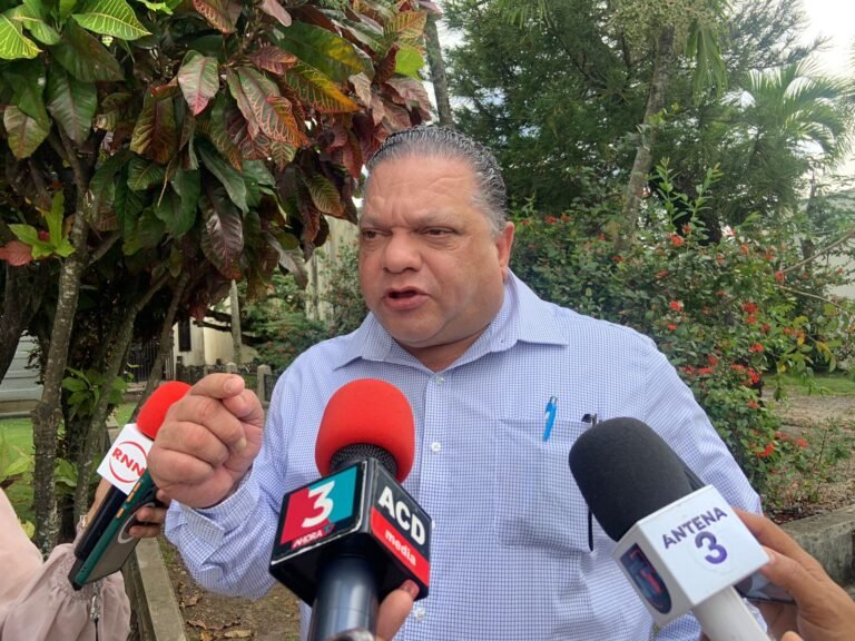 Mario Díaz acusa a Juan Marte de utilizar el movimiento sindical como plataforma política y le exige retractarse de sus declaraciones
