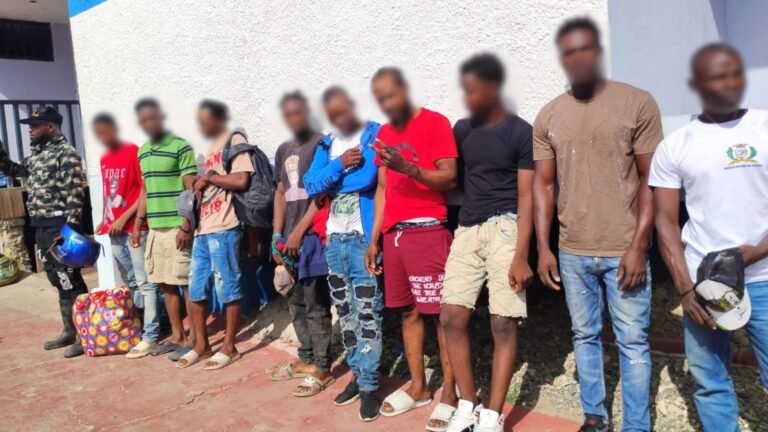 En últimas 24 horas DGM detiene 1,290 indocumentados y deporta 983Este sábado Migración refuerza presencia en Santiago y Santo Domingo